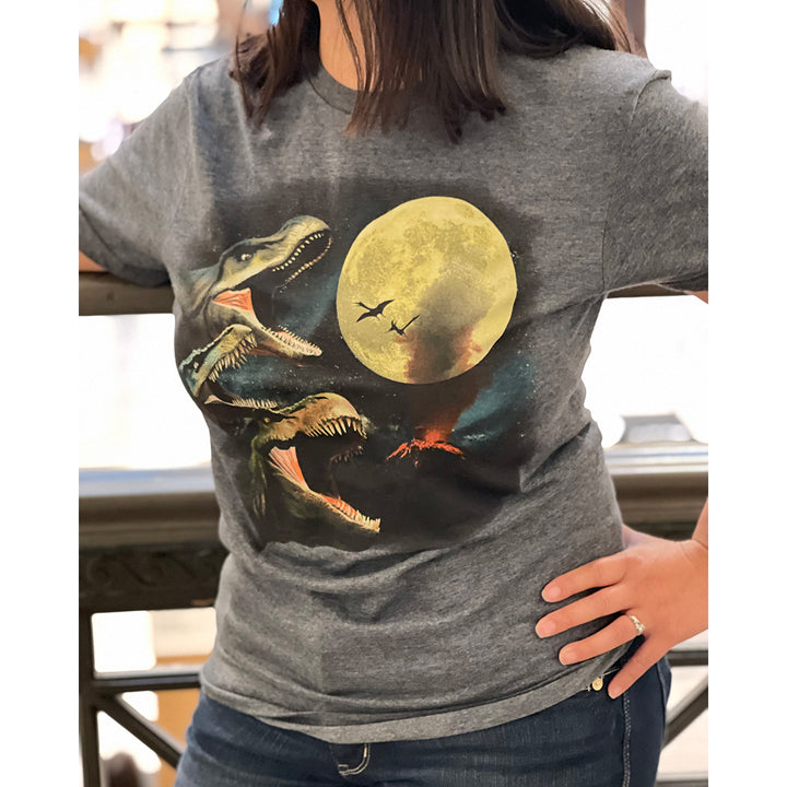 Unisex SUE, Máximo, Sobek: Lunar Roar T-Shirt