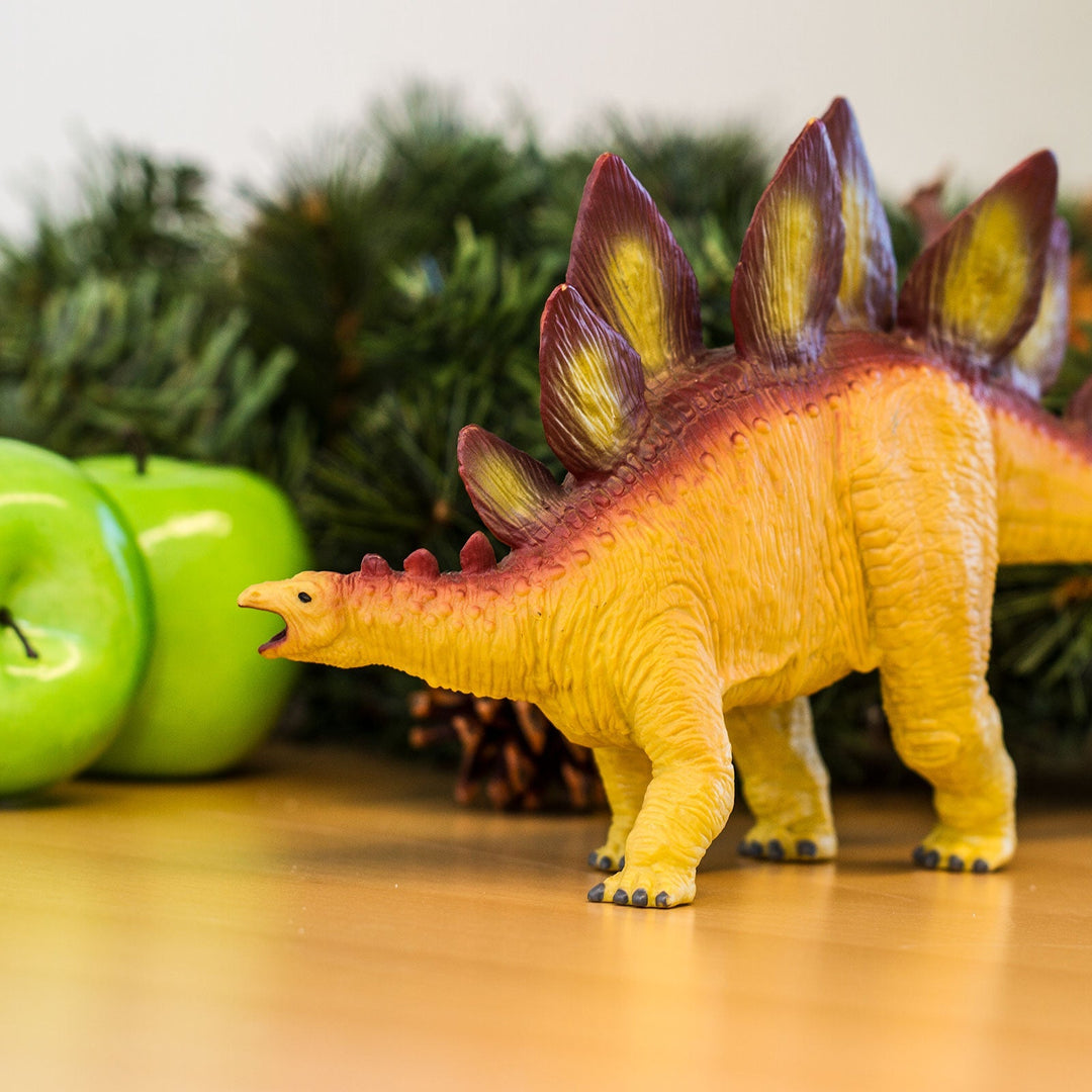 Great Dino Stegosaurus Toy Figurine  Safari Ltd   