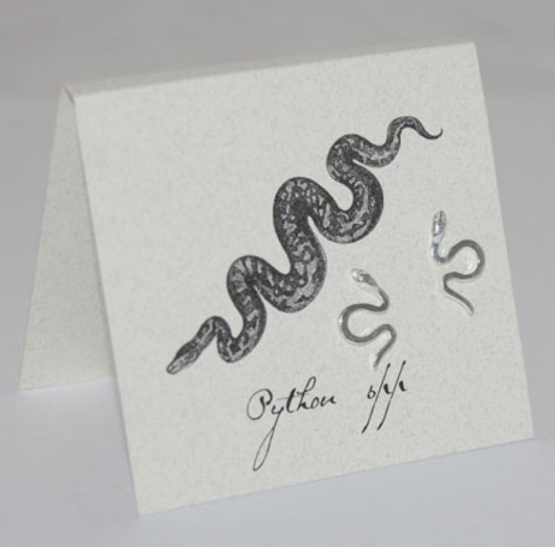 Snake Earrings – Field Museum