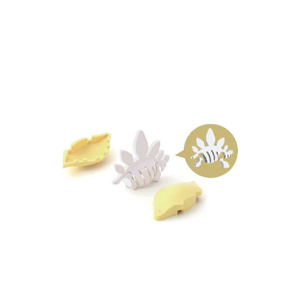 3D Stegosaurus Puzzle open